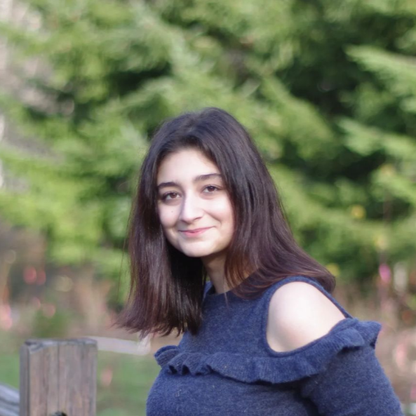 Photo of Elizabeth Shirakian