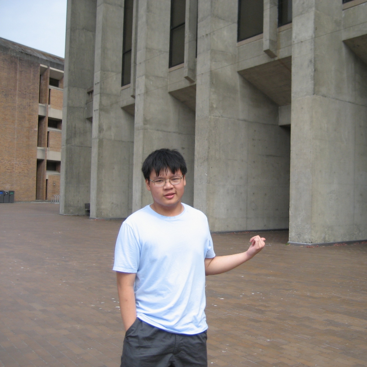 Photo of Nhan Truong