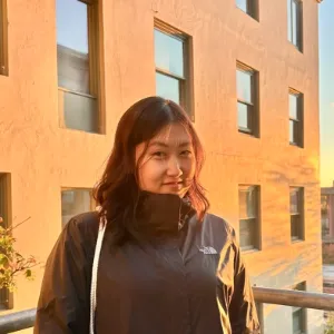 Headshot of Arona Cho