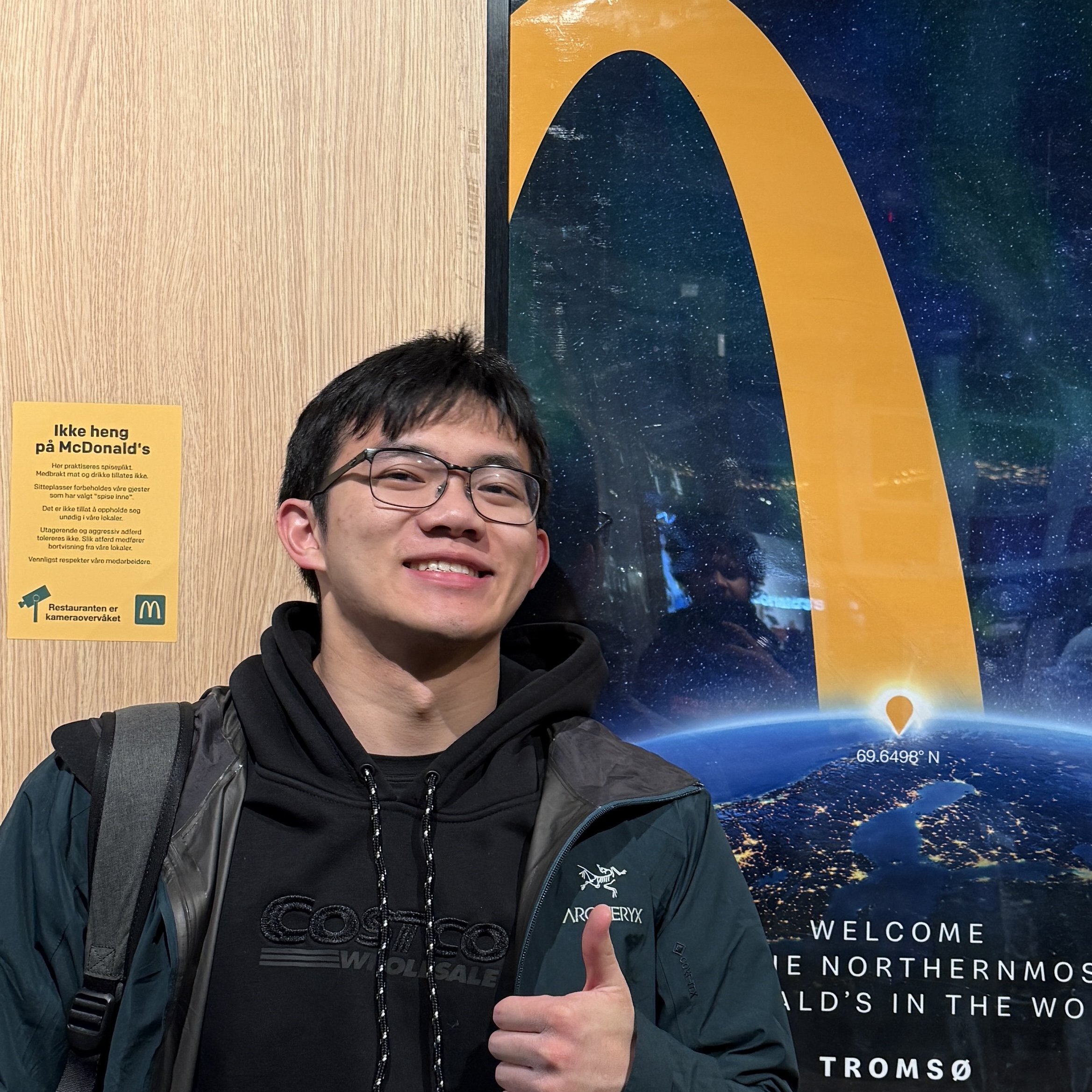 A default profile picture, featuring a cute baby malamute (the mascot of UW!)