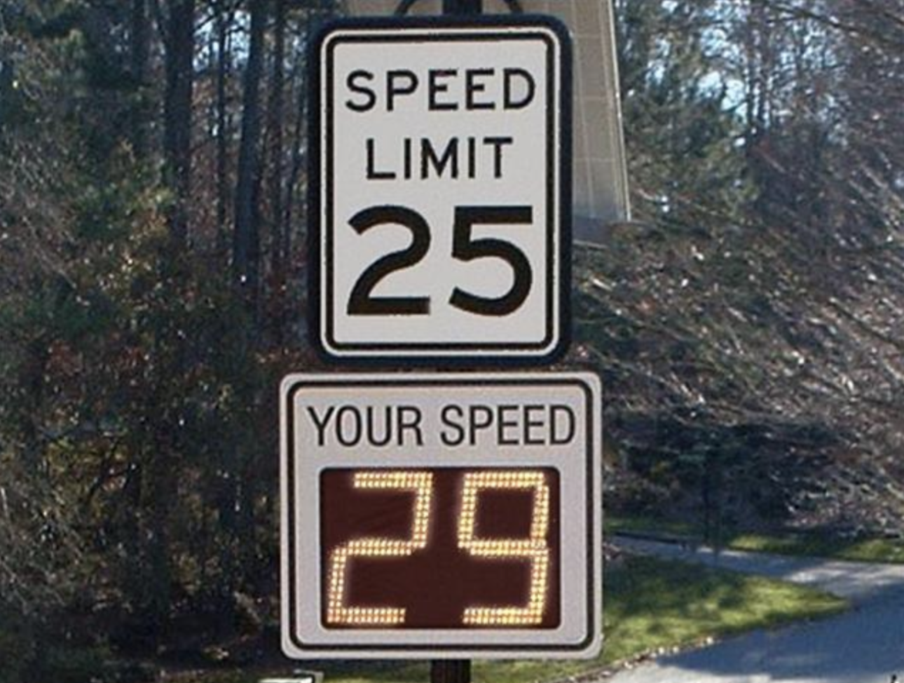 :img Sign comparing speed (29mph) to speed limit (25mp), 50%, width