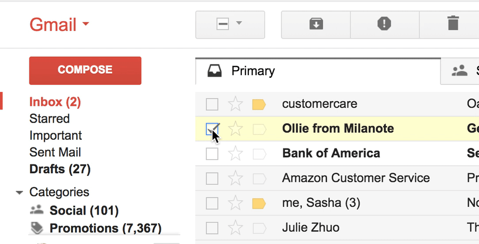 :img video of someone moving emails into folders with snapping,100%, width