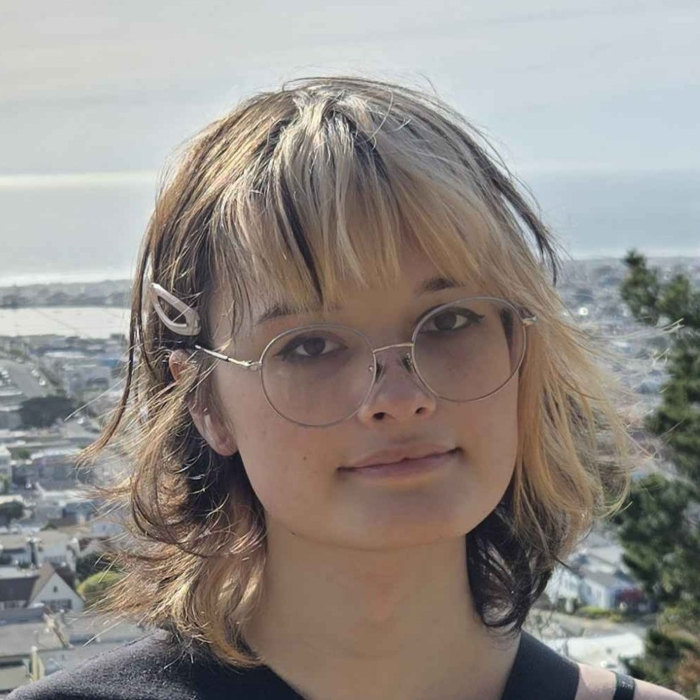 Headshot of Quinlyn Donohue