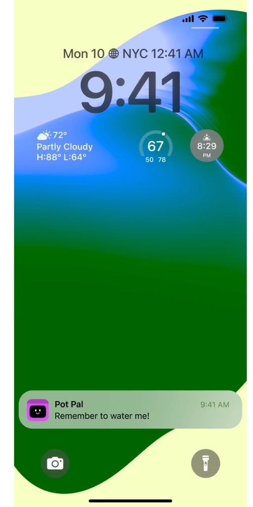 Pot Pal app notification reminder to water plant on lockscreen.