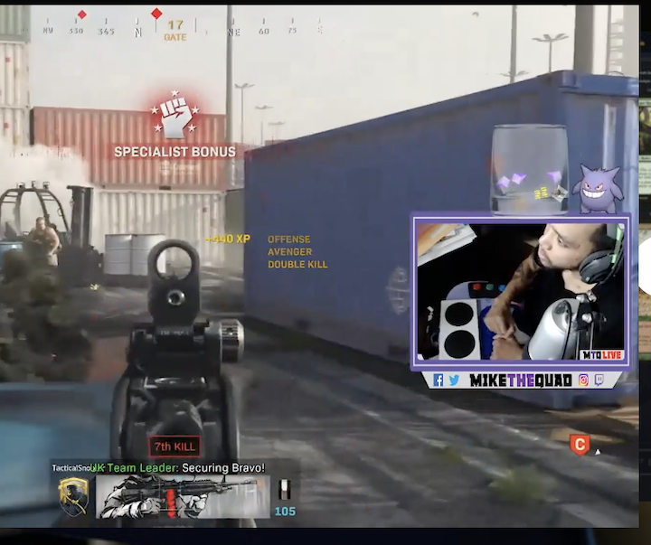 MikeTheQuad using an xbox adaptive controller to twitch stream a first person shooter game